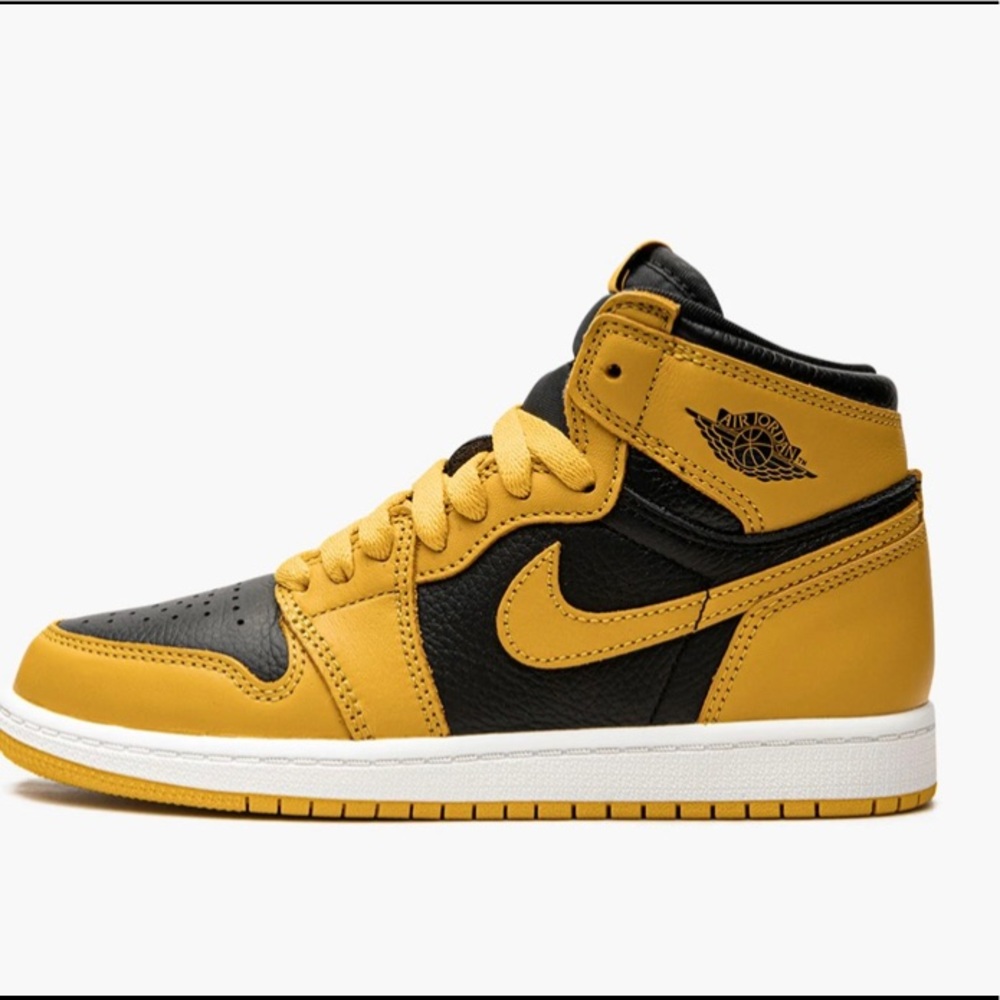 Boys- Air Jordan Retro 1- Black/ Yellow
